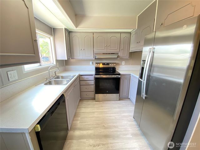 1342 Alonda Lane NE, Olympia, WA 98516