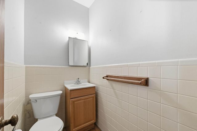 2434 N Coolidge, Wichita, KS 67204