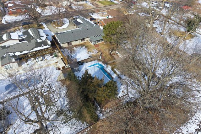 2434 N Coolidge, Wichita, KS 67204