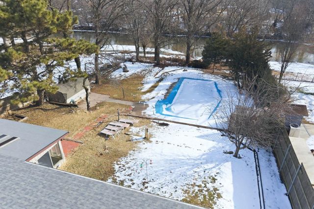 2434 N Coolidge, Wichita, KS 67204