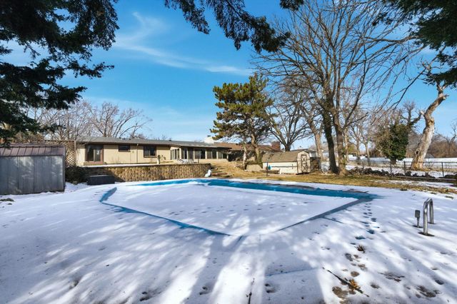 2434 N Coolidge, Wichita, KS 67204