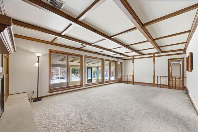 2434 N Coolidge, Wichita, KS 67204