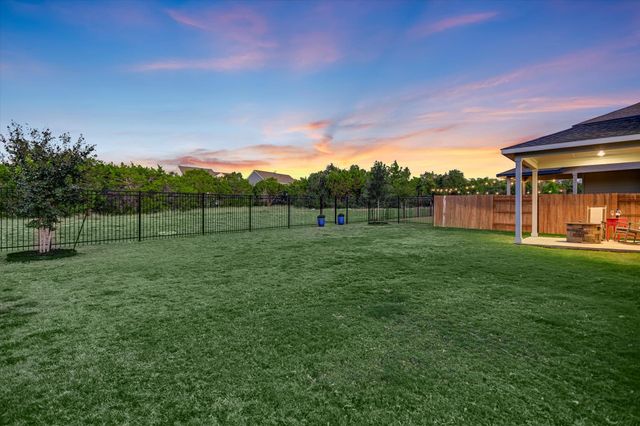 1166 Sage Thrasher CIR, Dripping Springs, TX 78620