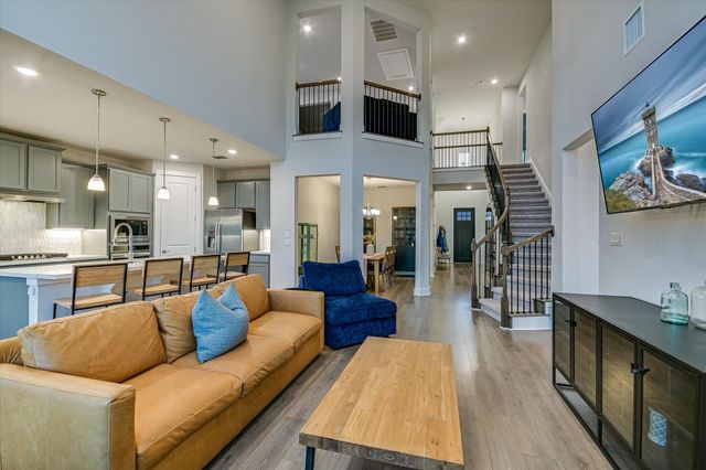 1166 Sage Thrasher CIR, Dripping Springs, TX 78620