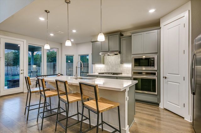1166 Sage Thrasher CIR, Dripping Springs, TX 78620