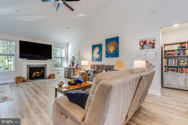 31001 WATERVIEW CT, Ocean View, DE 19970