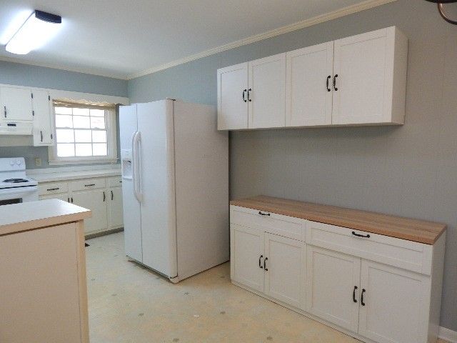 206 Chapel Dr, Mcminnville, TN 37110