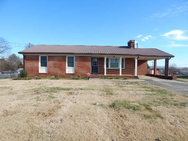 206 Chapel Dr, Mcminnville, TN 37110