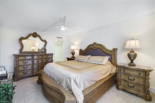 4041 Gulf Shore BLVD N 802, Naples, FL 34103