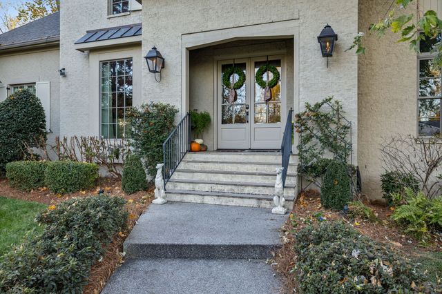 4013 Vailwood Dr, Nashville, TN 37215