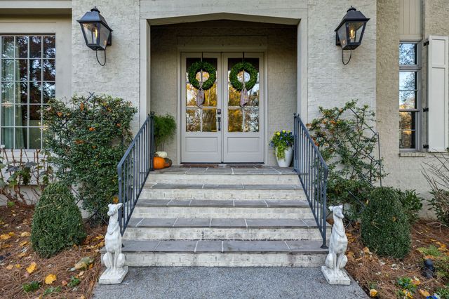 4013 Vailwood Dr, Nashville, TN 37215