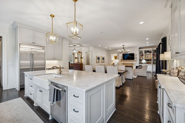 4013 Vailwood Dr, Nashville, TN 37215