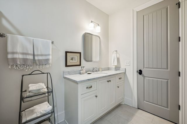 4013 Vailwood Dr, Nashville, TN 37215