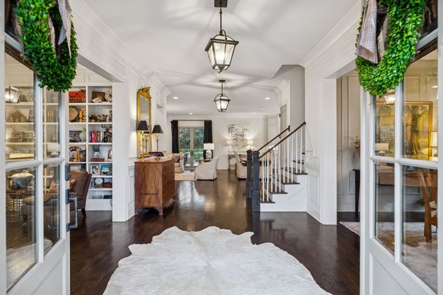 4013 Vailwood Dr, Nashville, TN 37215