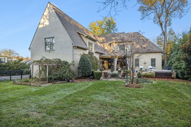 4013 Vailwood Dr, Nashville, TN 37215