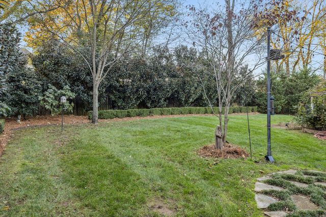 4013 Vailwood Dr, Nashville, TN 37215