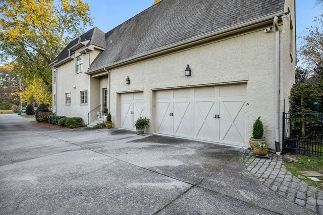 4013 Vailwood Dr, Nashville, TN 37215