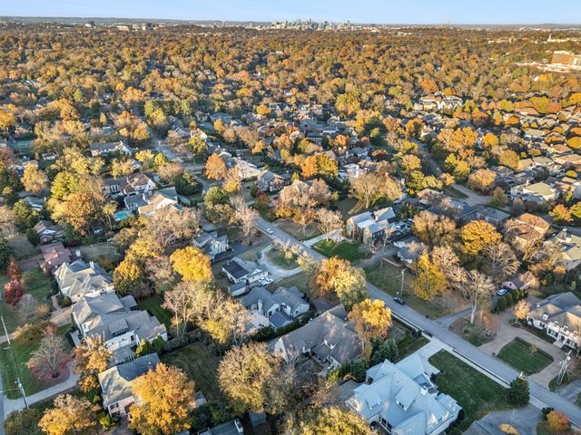 4013 Vailwood Dr, Nashville, TN 37215