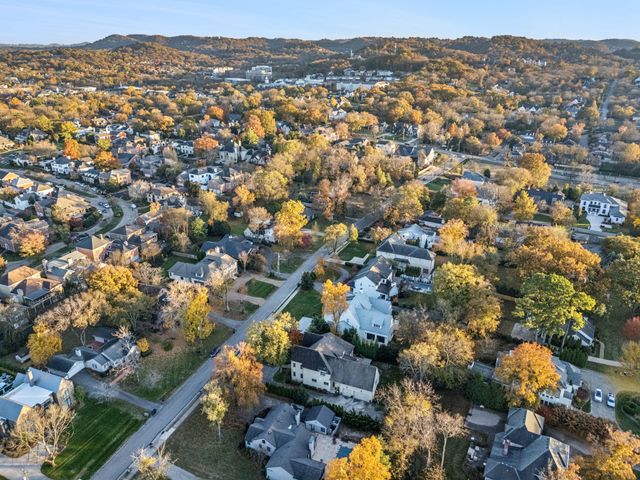 4013 Vailwood Dr, Nashville, TN 37215