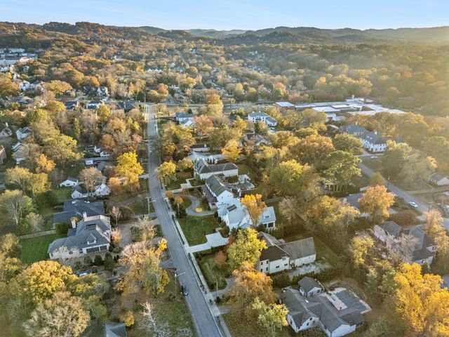 4013 Vailwood Dr, Nashville, TN 37215