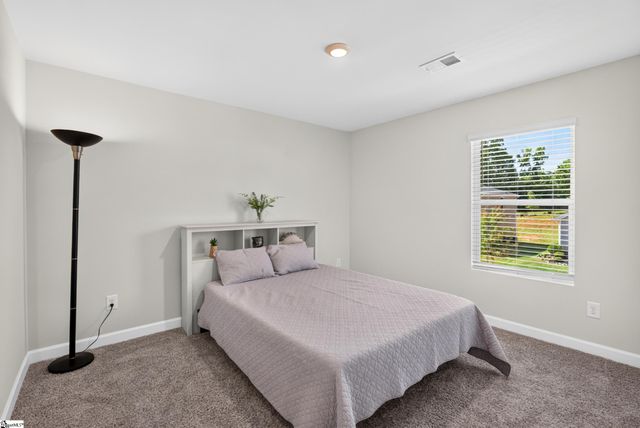 117 Mainsail Way, Spartanburg, SC 29301