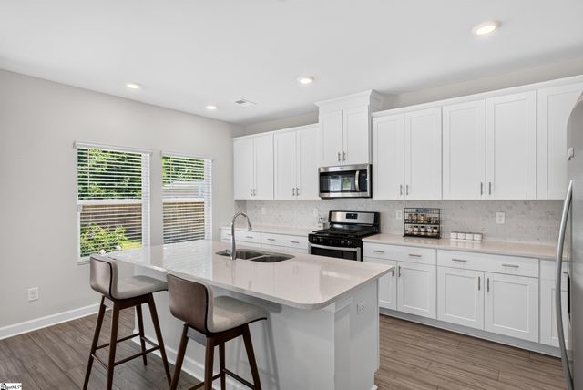 117 Mainsail Way, Spartanburg, SC 29301