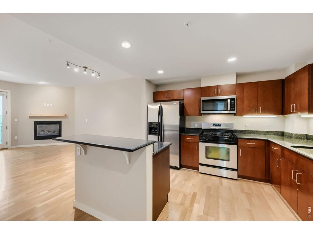 3701 Arapahoe Ave 203, Boulder, CO 80303