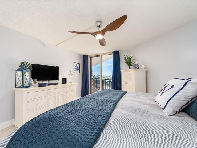 690 ISLAND WAY 408, Clearwater Beach, FL 33767