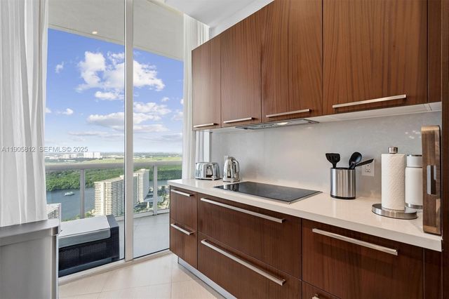 15811 Collins Avenue 3405, Sunny Isles Beach, FL 33160