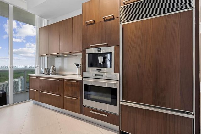15811 Collins Avenue 3405, Sunny Isles Beach, FL 33160