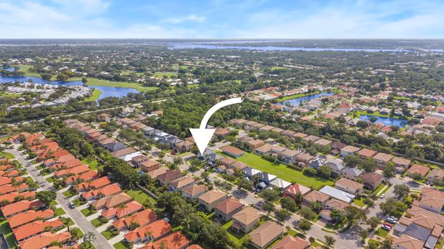 2867 SW BUTTERFLY Lane, Palm City, FL 34990