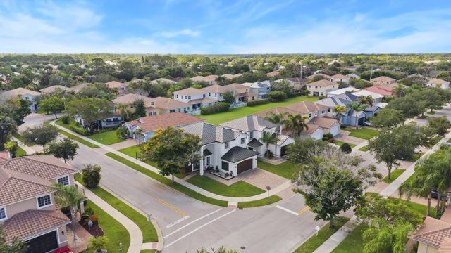 2867 SW BUTTERFLY Lane, Palm City, FL 34990