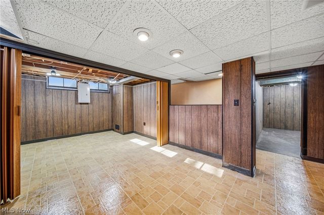 26623 Bruce Road, Bay Village, OH 44140