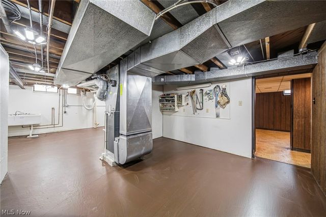 26623 Bruce Road, Bay Village, OH 44140