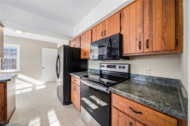 26623 Bruce Road, Bay Village, OH 44140