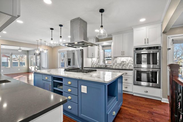 1016 Van Buren Street S, Shakopee, MN 55379