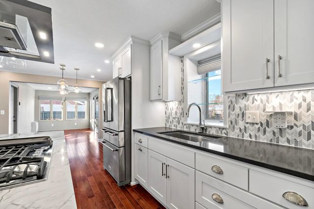 1016 Van Buren Street S, Shakopee, MN 55379