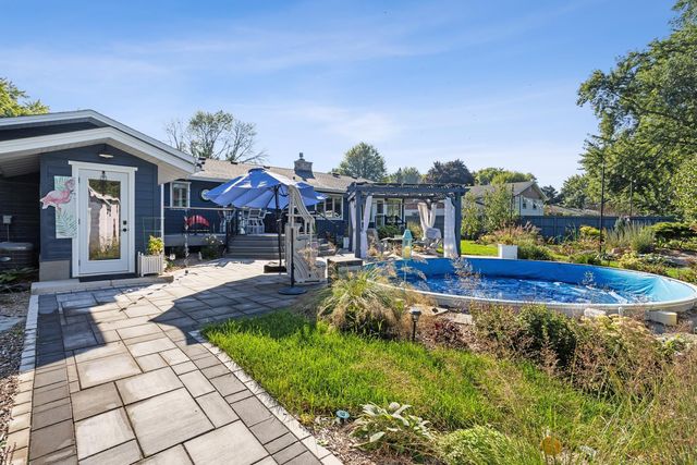 1016 Van Buren Street S, Shakopee, MN 55379