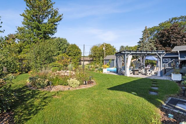 1016 Van Buren Street S, Shakopee, MN 55379