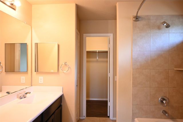 7025 Outfitter, Austin, TX 78744