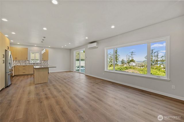 4966 Highland Drive, Blaine, WA 98230