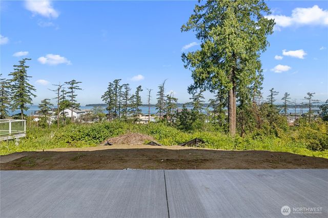 4966 Highland Drive, Blaine, WA 98230