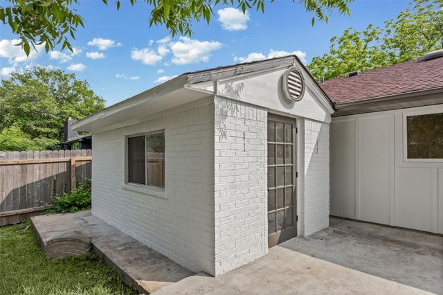 1433 Salem Meadow CIR, Austin, TX 78745
