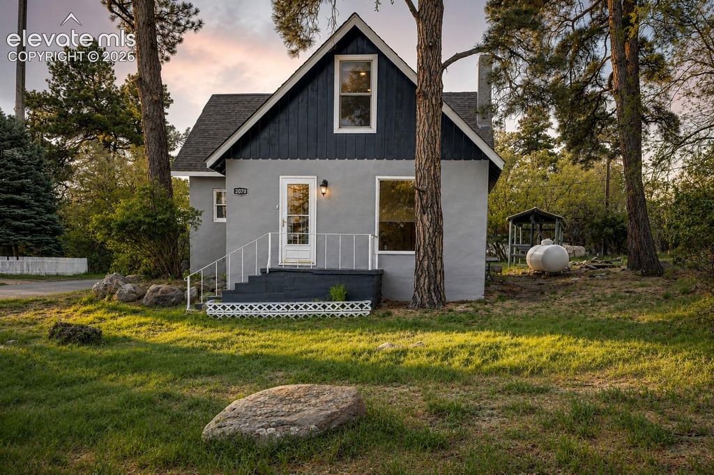 2070 Main Street, Rye, CO 81069 — exterior