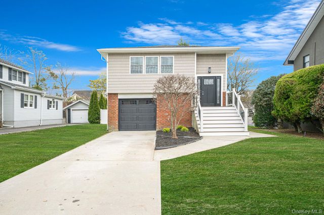 3394 Lufberry Avenue, Wantagh, NY 11793