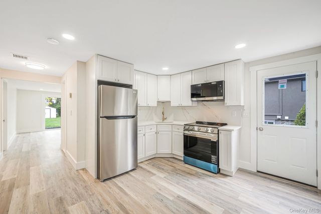 3394 Lufberry Avenue, Wantagh, NY 11793