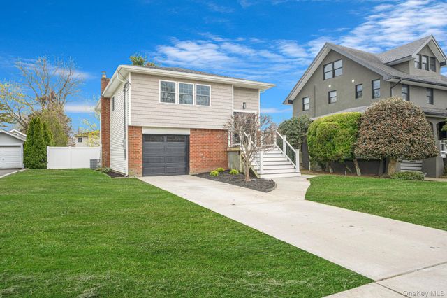 3394 Lufberry Avenue, Wantagh, NY 11793