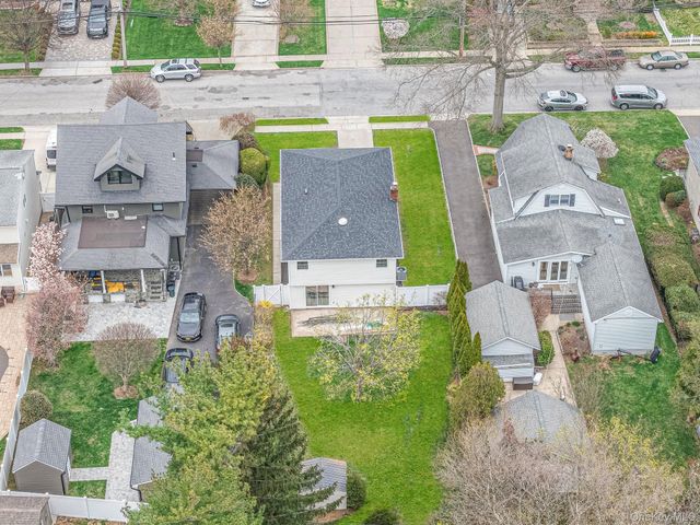 3394 Lufberry Avenue, Wantagh, NY 11793