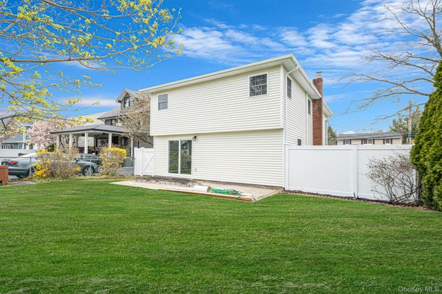 3394 Lufberry Avenue, Wantagh, NY 11793