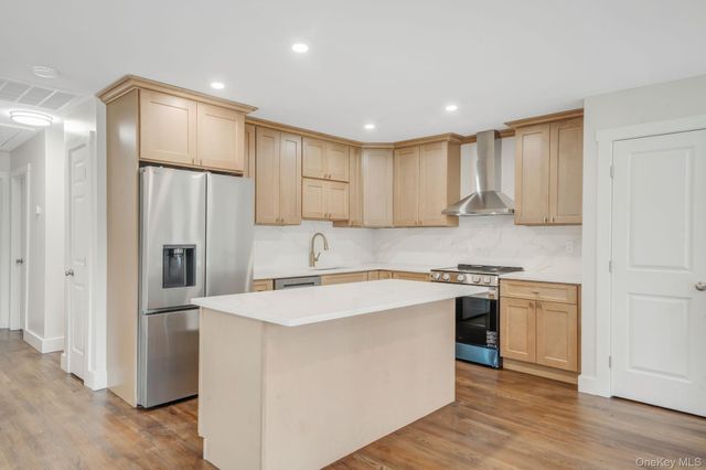 3394 Lufberry Avenue, Wantagh, NY 11793